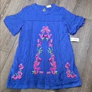 NWT! Aura tunic with embroidered detail